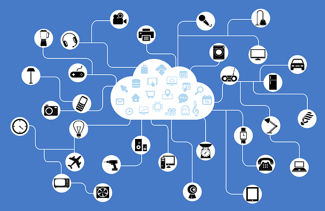 A vector graphic showing cloud computing.